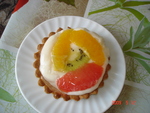 пирожные песочные с фруктами