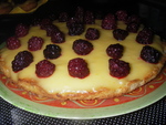 Пирог с ежевикой и лимонным кремом