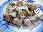  Овощи с грибами и  мясом под ореховым соусом.