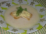 Чесночный крем-суп с беконом