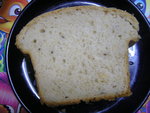 Хлеб с манкой и семенами льна.