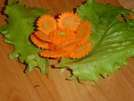 Цветочек из моркови
