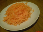 Морковный салат с лимонно-имбирно-медовой заправкой