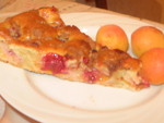 Вишнёво-абрикосовый пирожок