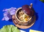 Овощное ассорти с куриным филе в горшочках